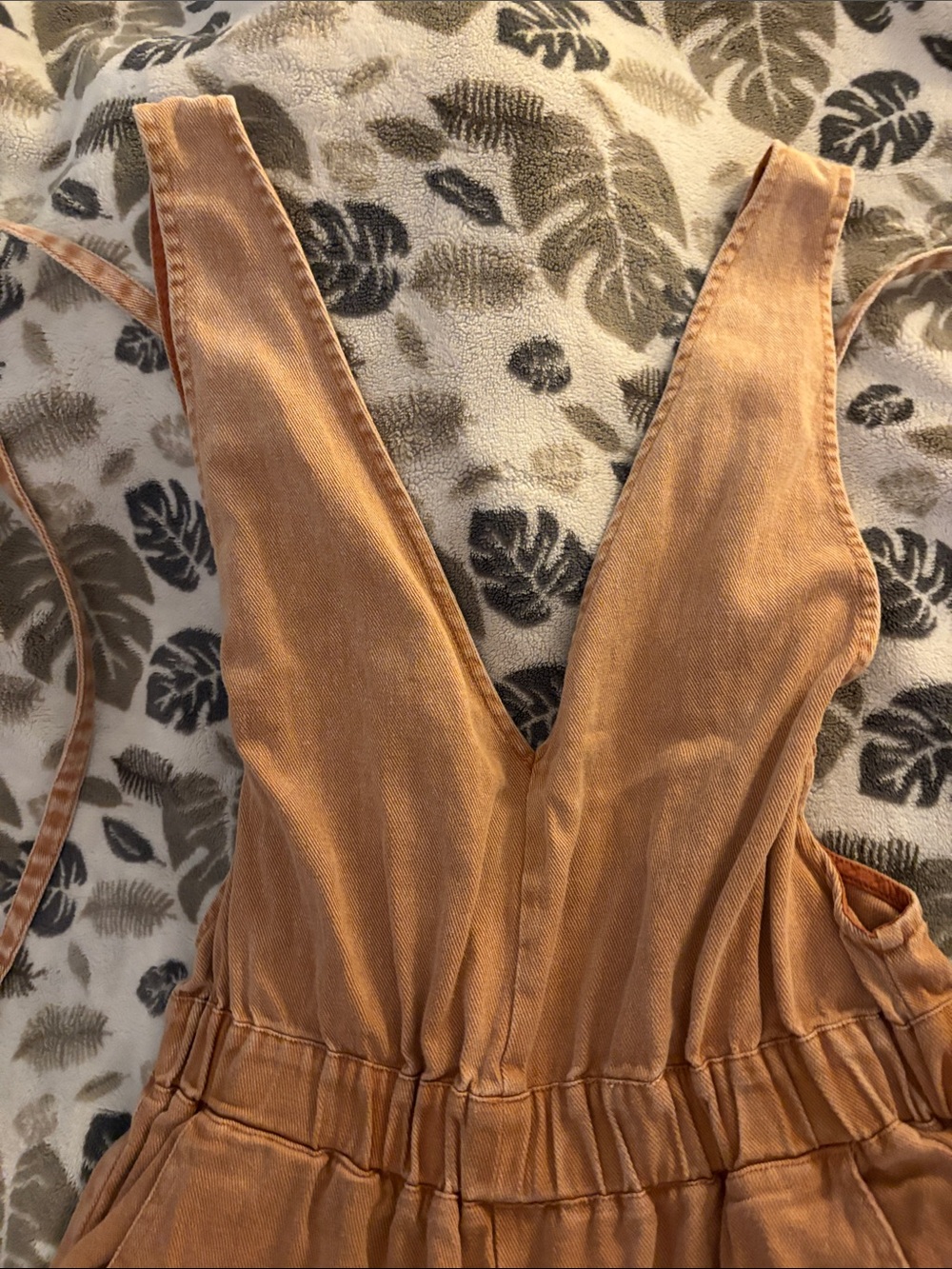 eesome Burnt Orange Deep V Romper with Cinched Waist - Picture 2 of 4